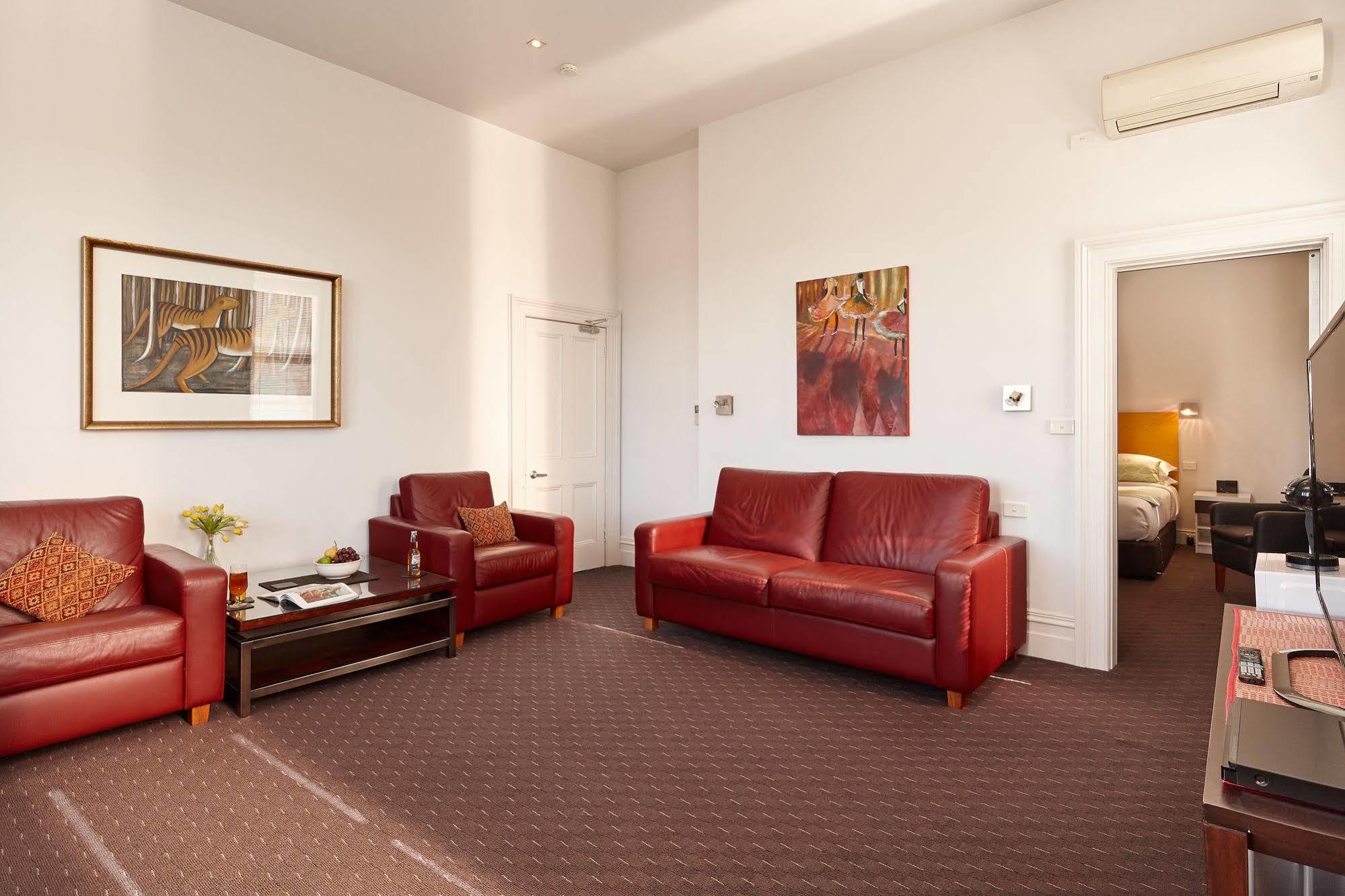 לונסטון Auldington Hotel מראה חיצוני תמונה